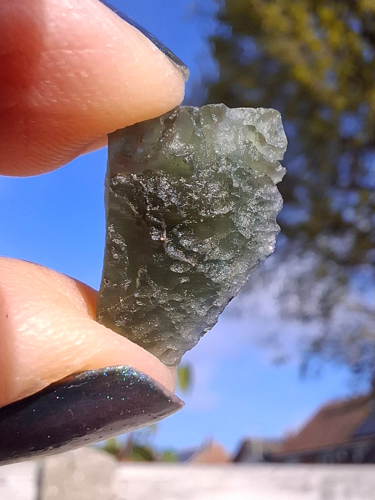 Moldavite Piece, 1.65g, Tektite (Ref: 1387)