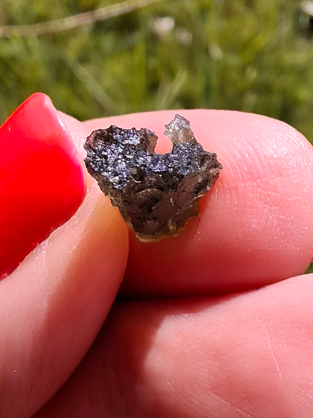 Moldavite Piece, 0.65g, Tektite (Ref: 1410)