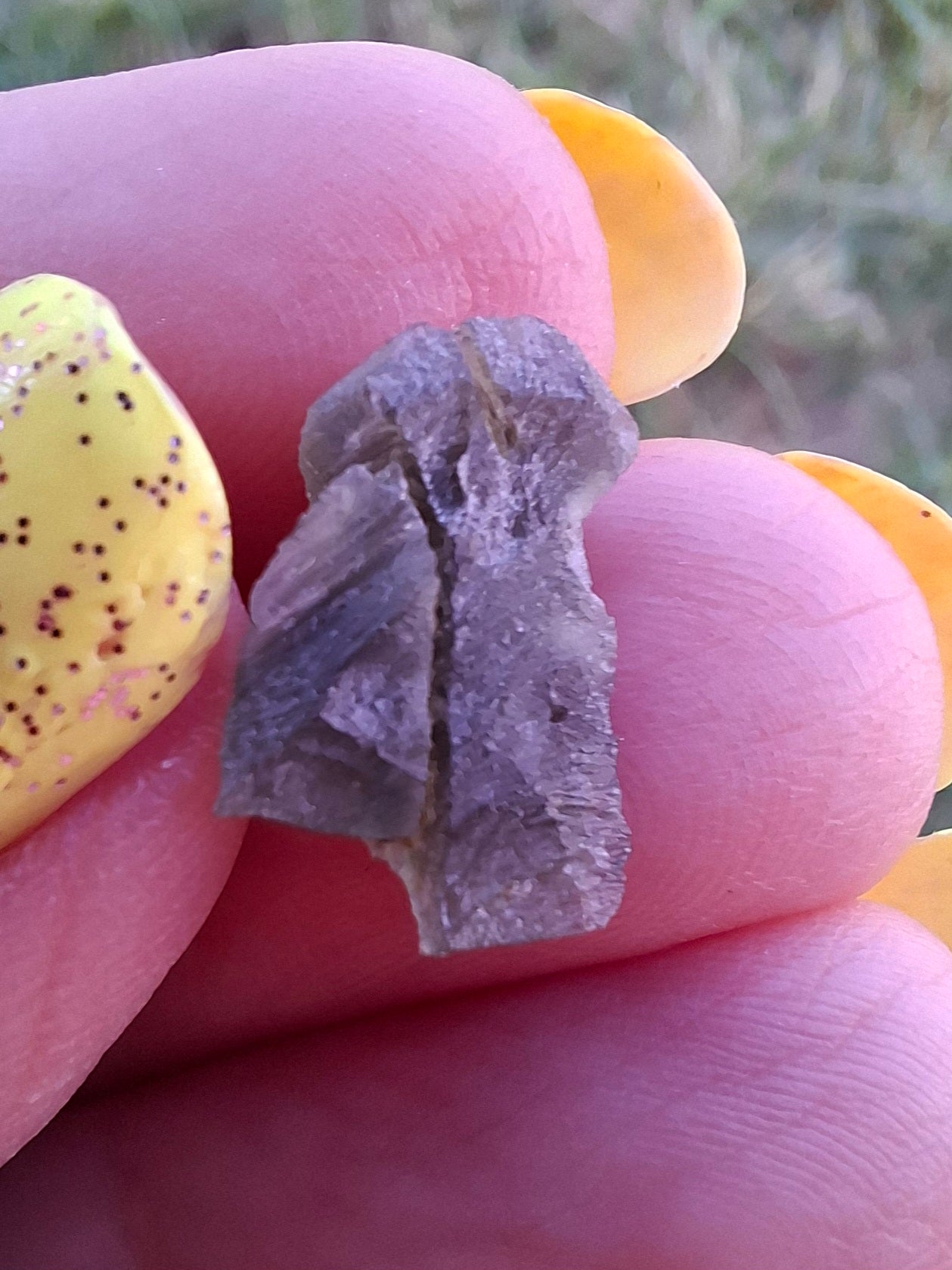 Moldavite Piece, 0.75g, Tektite (Ref: 1483)