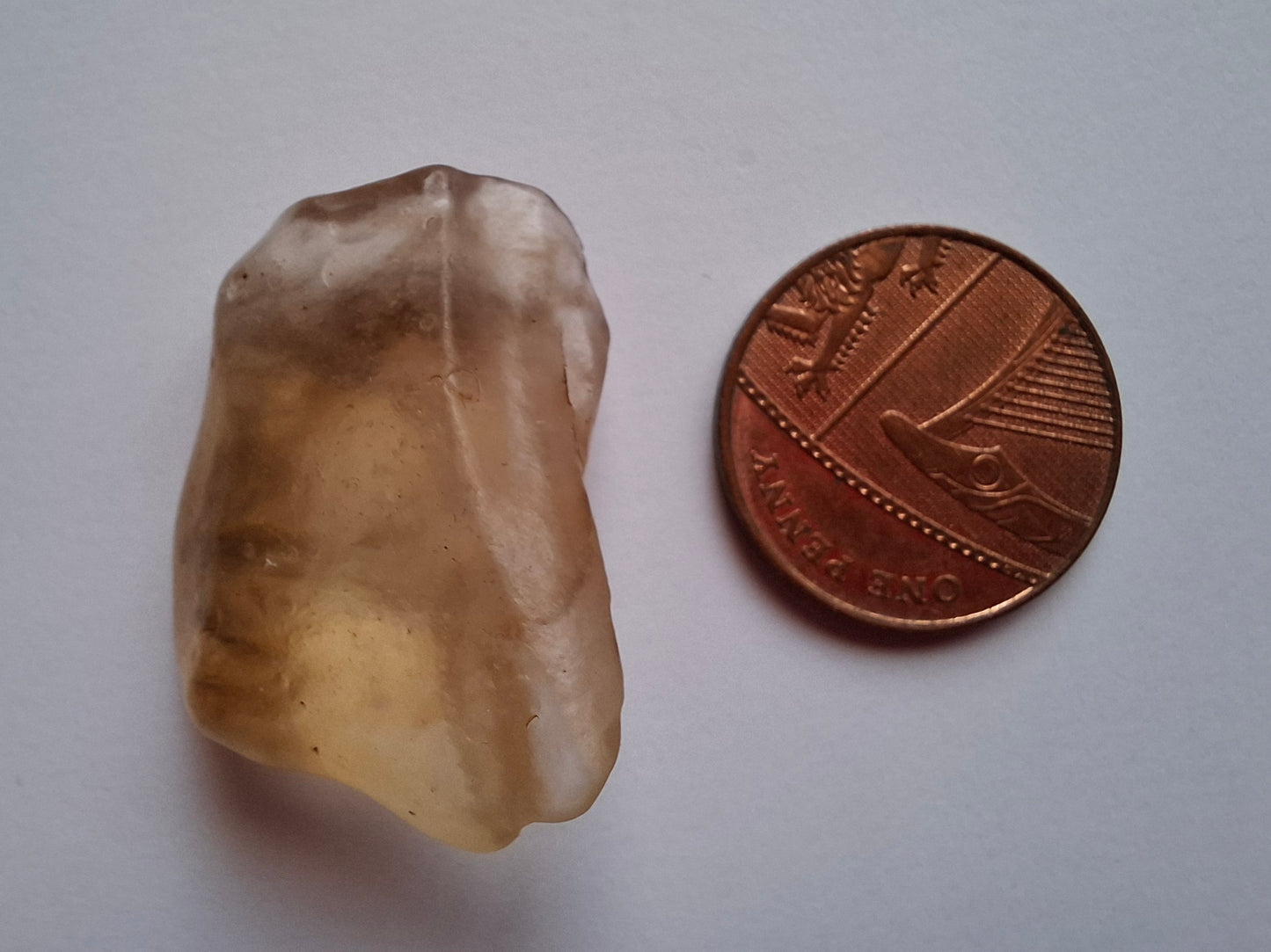 Libyan Desert Glass (darker) Piece, 7.73g, Tektite (Ref: L1374)