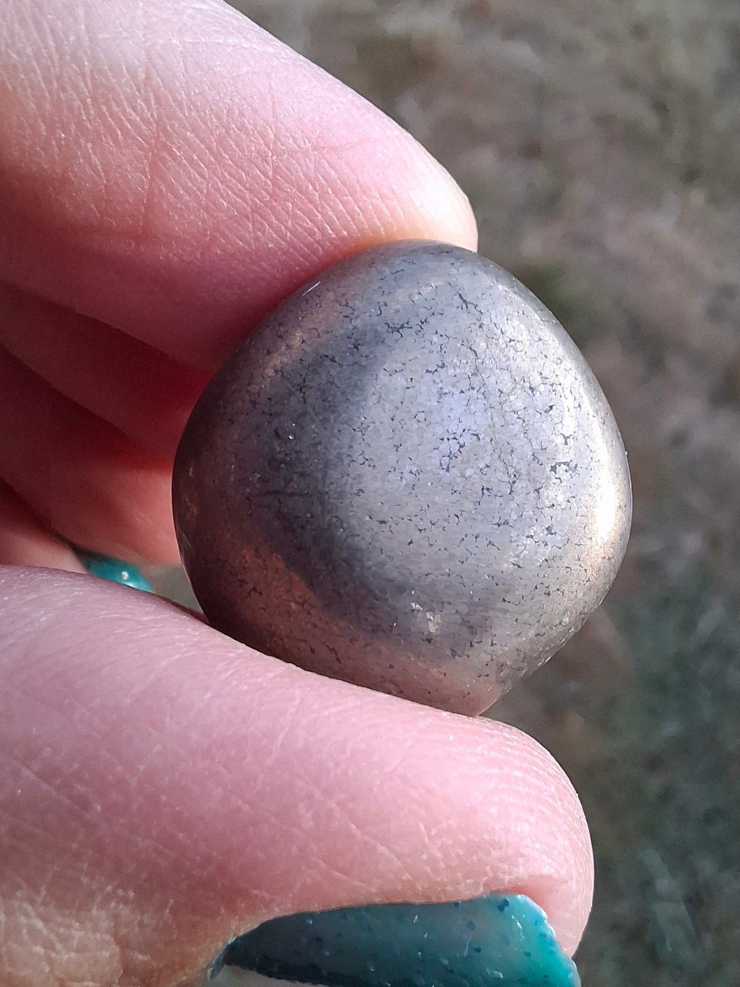 Apache Gold Tumble Stone, Crystal (Ref: T231)