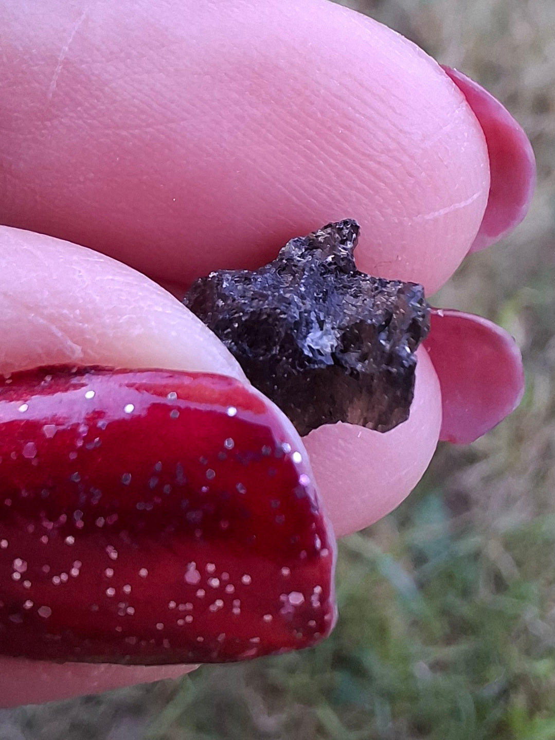 Moldavite Piece, 0.59g, Tektite (Ref: 1465)