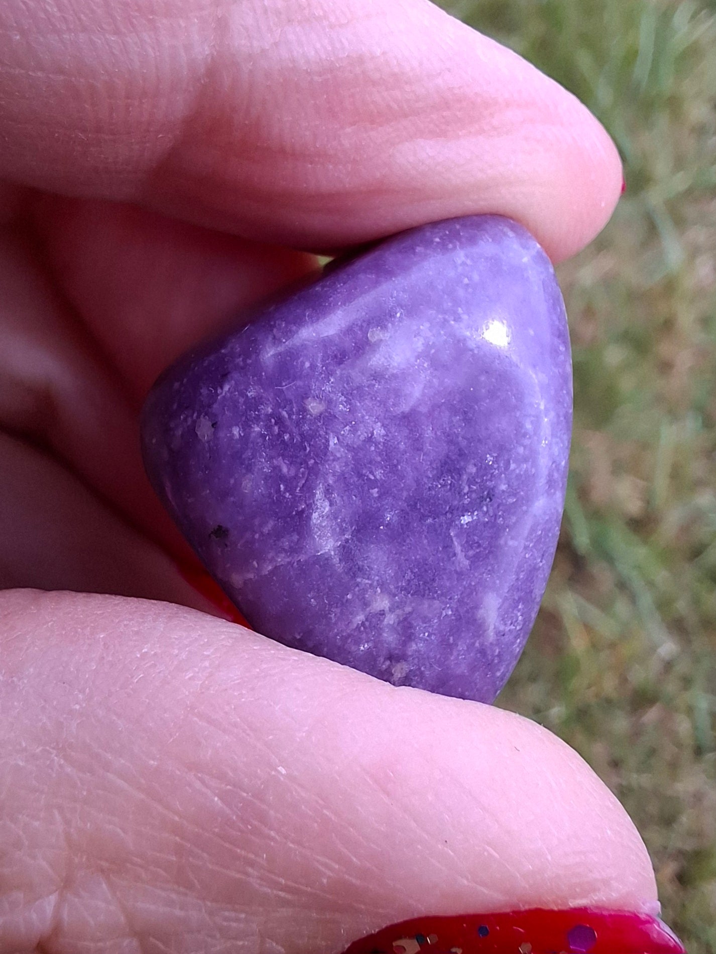 Lepidolite, Tumble Stone, Crystal (Ref: T117)
