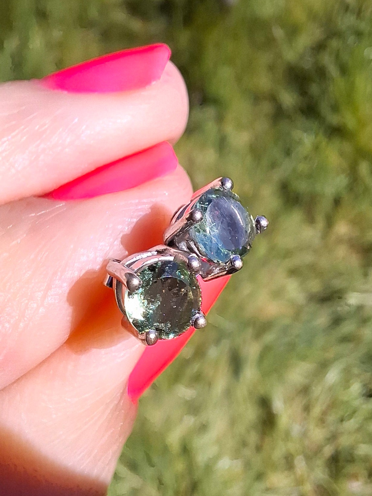 Moldavite (faceted) 5mm STUD EARRINGS, 925 Silver, Tektite (Ref: Pair44)