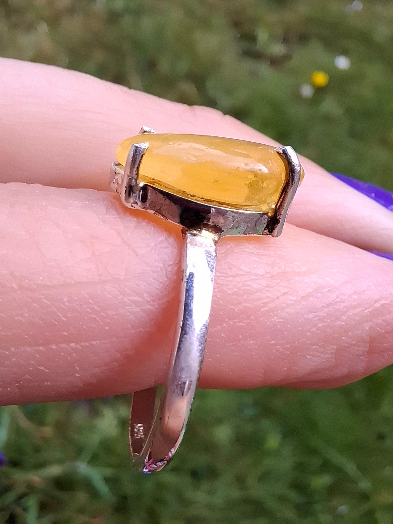 Baltic Amber Ring, size large Q, 925 Silver, Fossil (Ref: AR13)