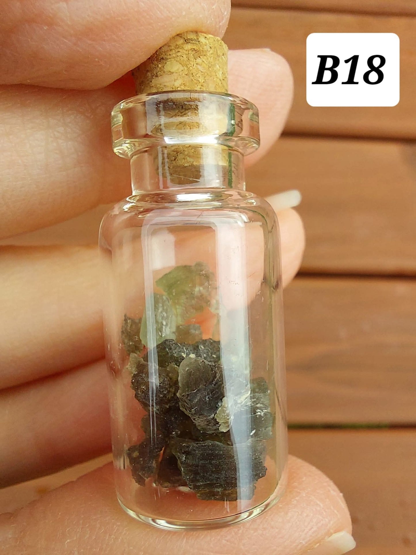 Moldavite chips (2.00g) in 3ml glass Bottle, Tektite (Ref: B18)