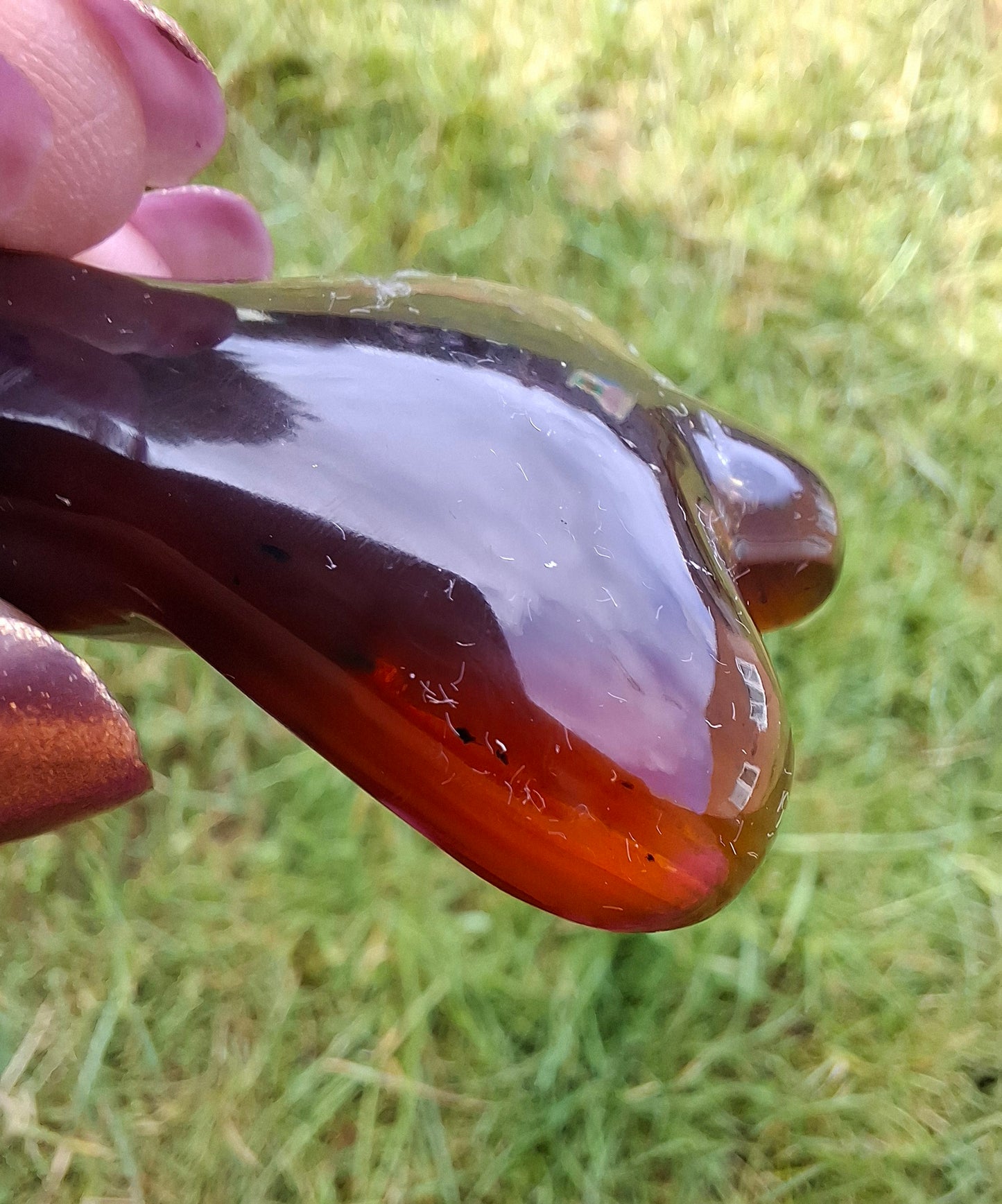 Red Amber Angel, 13.66g, Carving, Fossil (Ref: AA10)