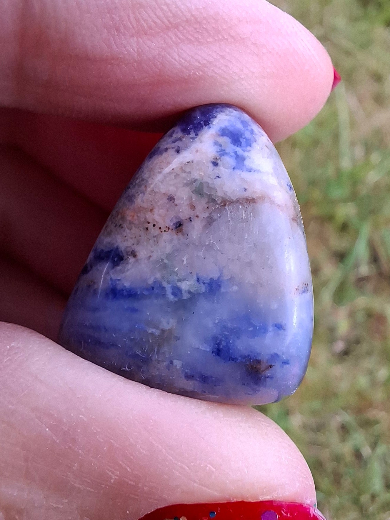 Sodalite, Tumble Stone, Crystal (Ref: T153)