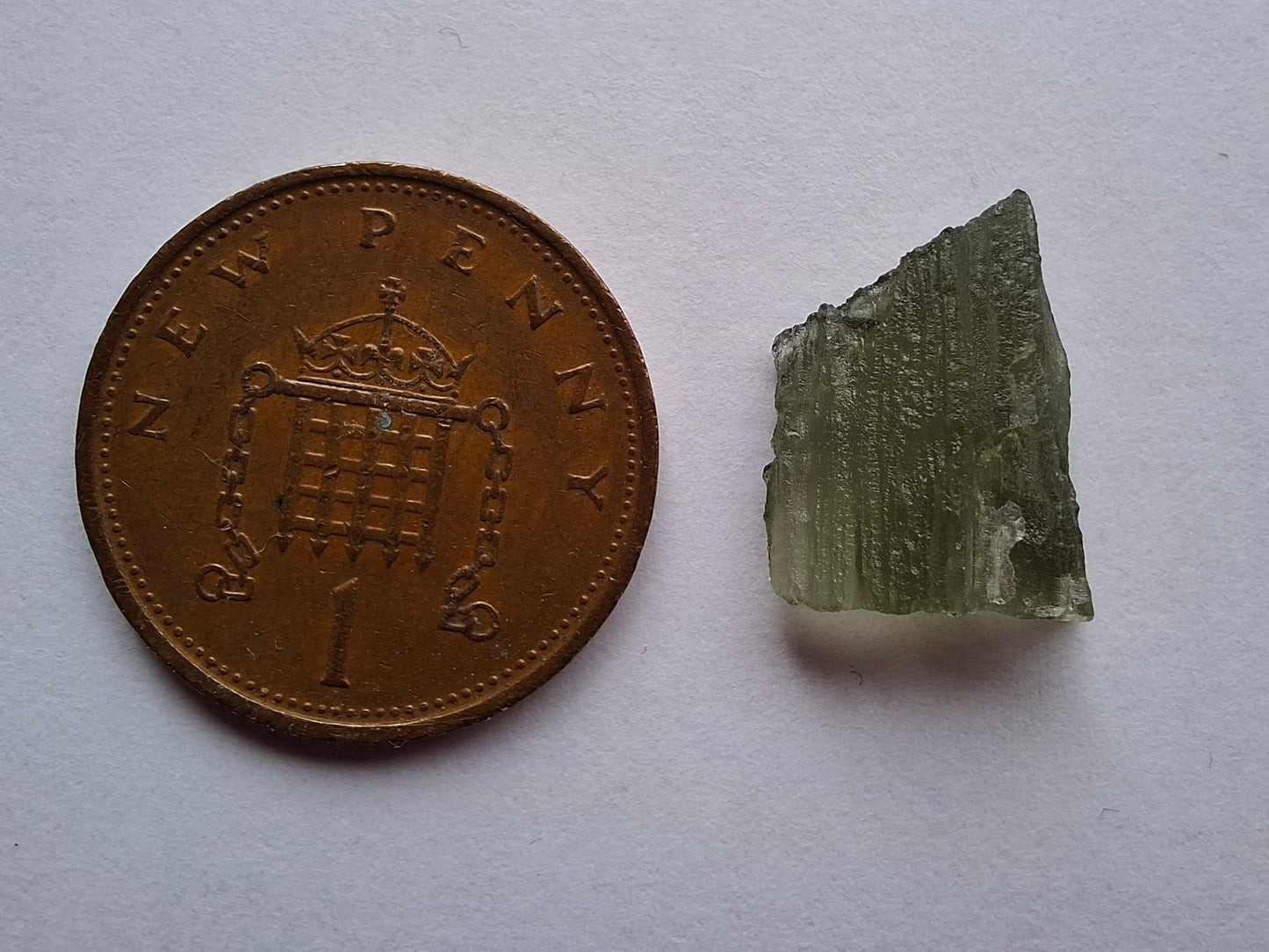 Moldavite Piece, 0.93g, Tektite (Ref: 1391)