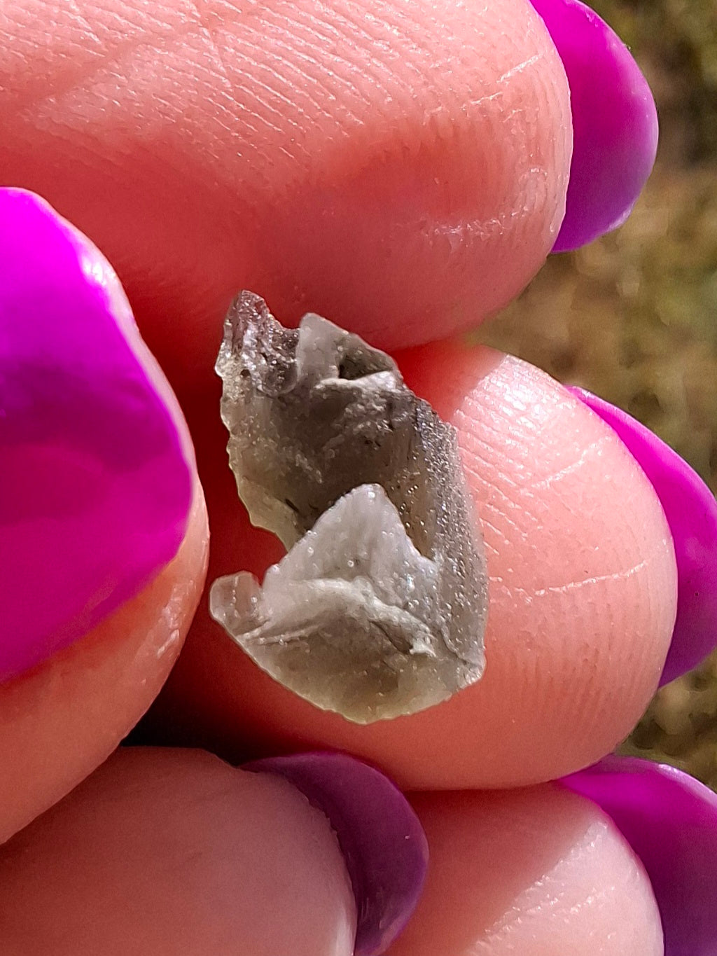 Moldavite Piece, 0.45g, Tektite (Ref: 1444)