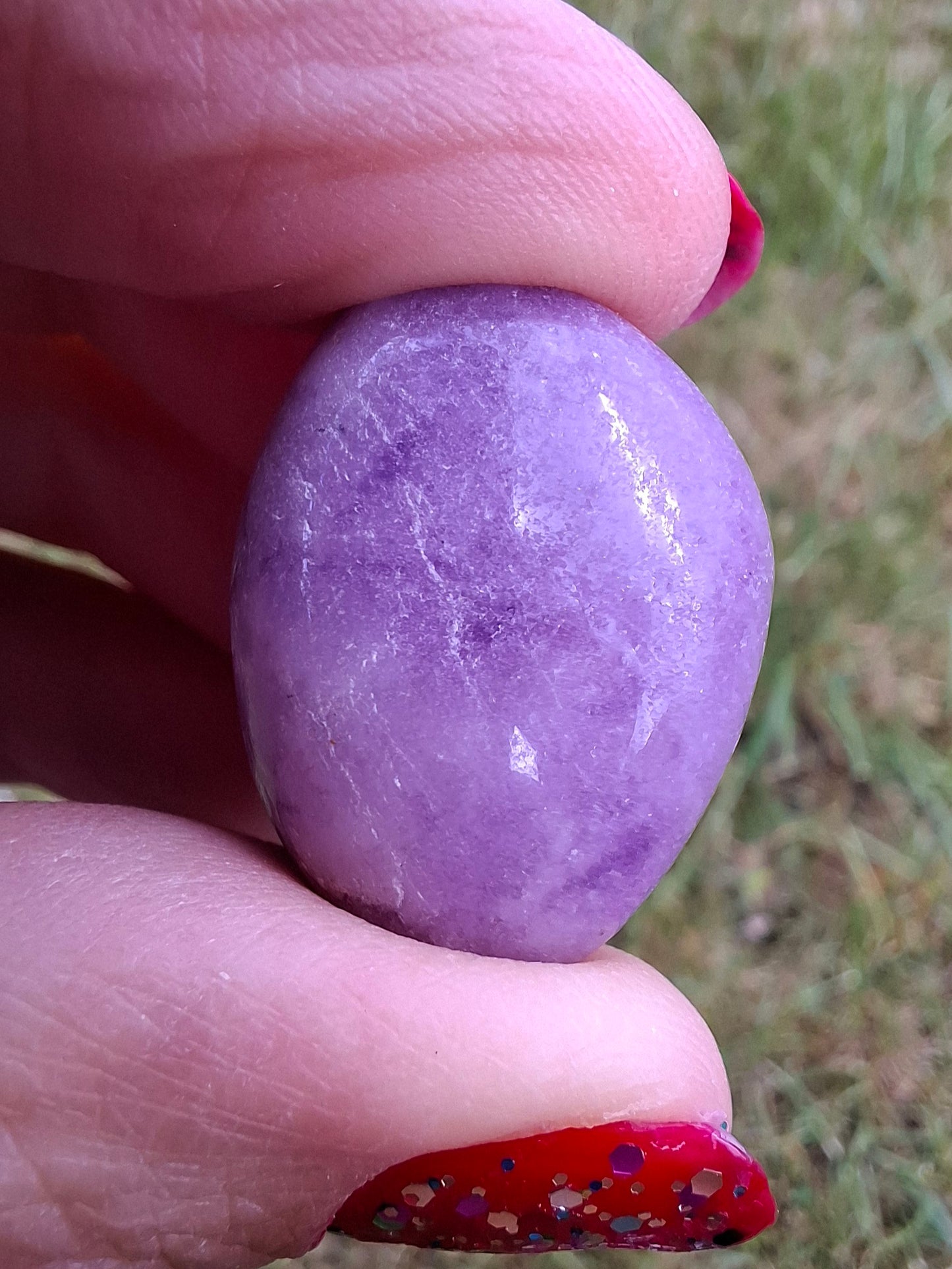 Lepidolite, Tumble Stone, Crystal (Ref: T118)