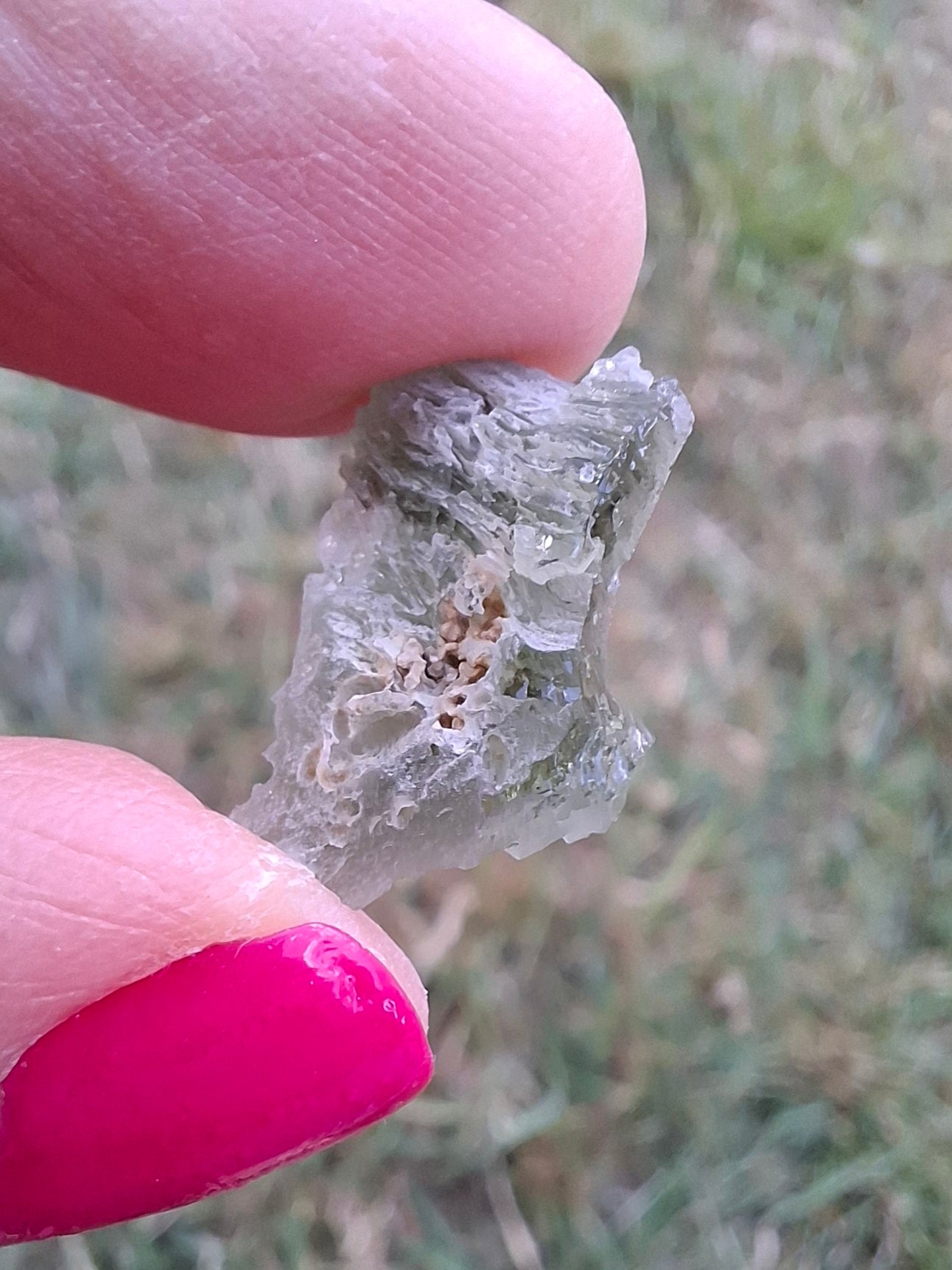 Moldavite Piece, SNOWFLAKE, FROSTED, BRUSNA, 0.92g, Tektite (Ref: 1499)