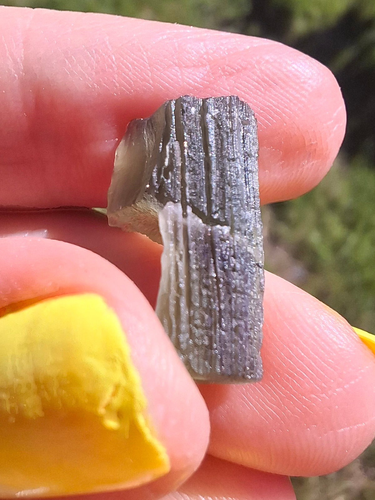 Moldavite Piece, 2.26g, Tektite (Ref: 1509)