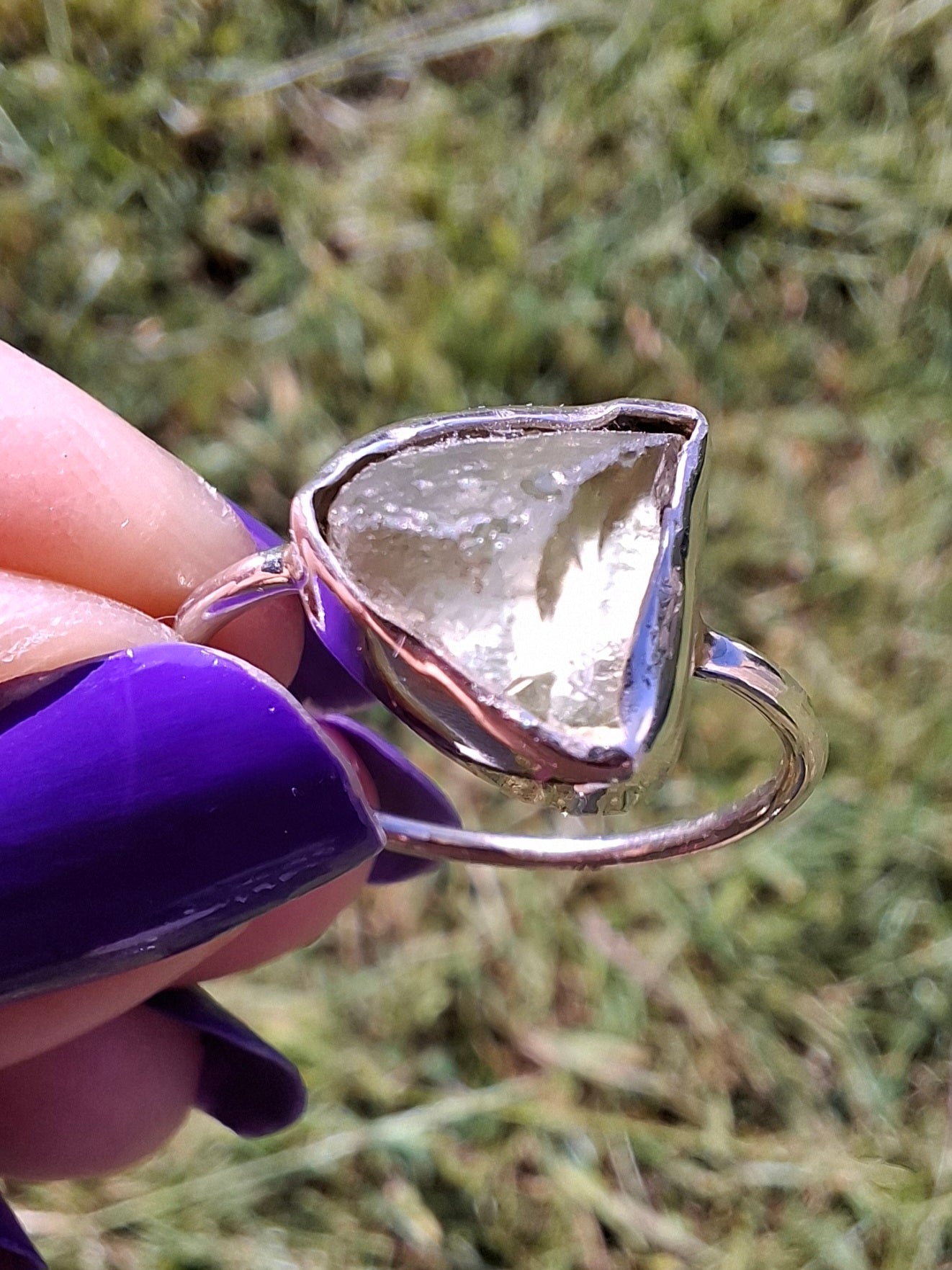 Libyan Desert Glass Ring, size small R, 925 Silver, Tektite (Ref: LR39)