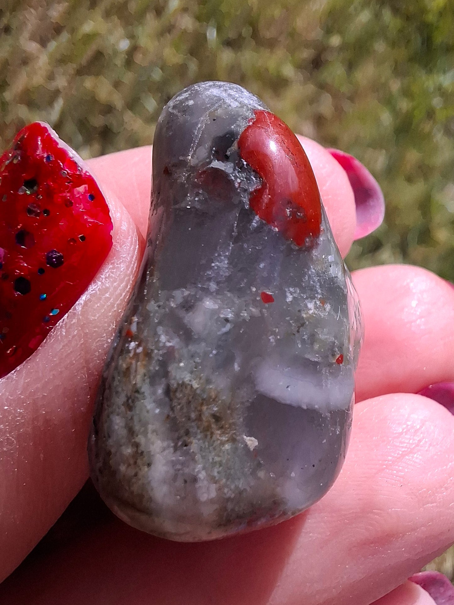 African Blood Stone, Tumble Stone, Crystal (Ref: T178)