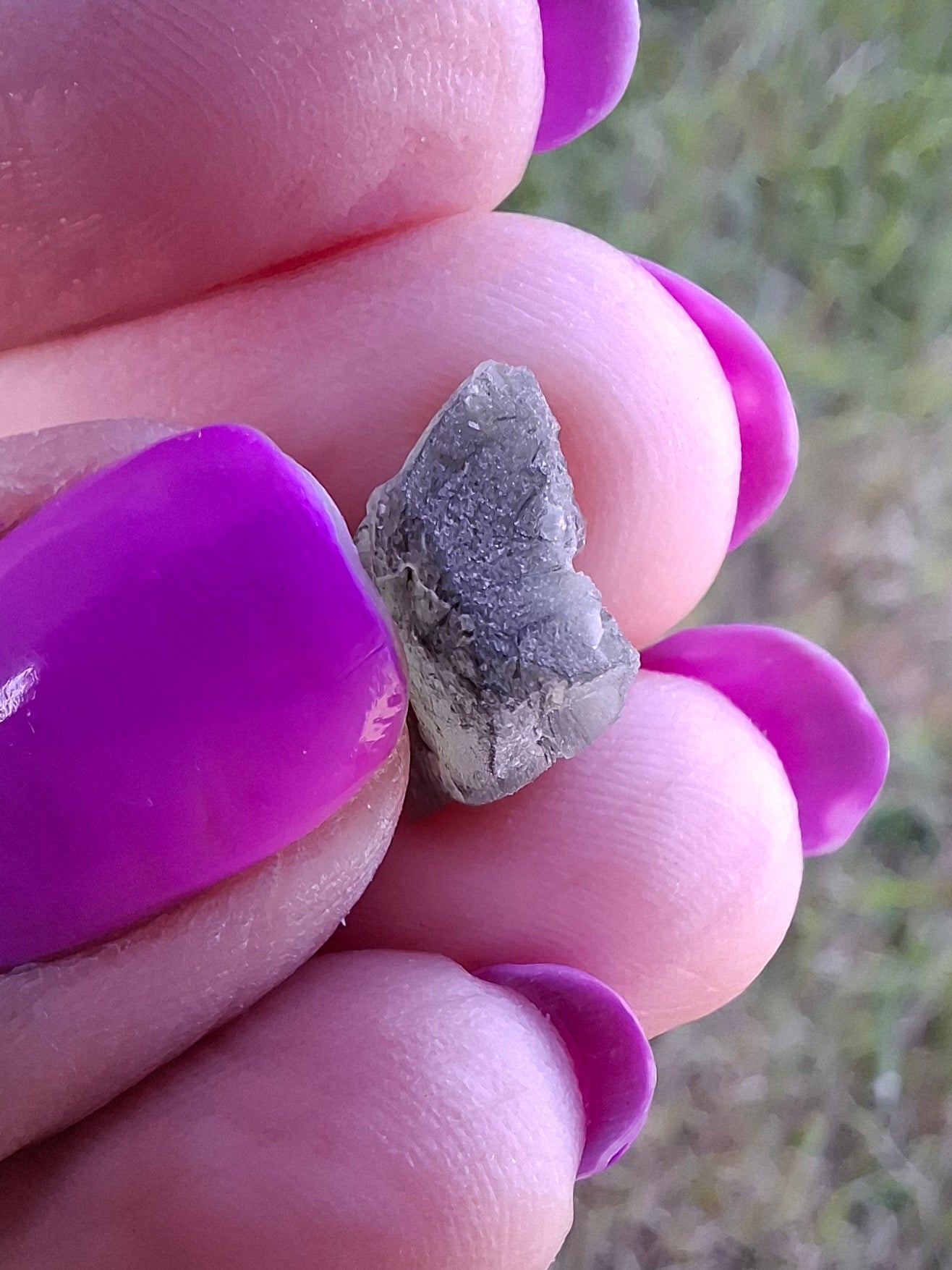 Moldavite Piece, 0.91g, Tektite (Ref: 1460)