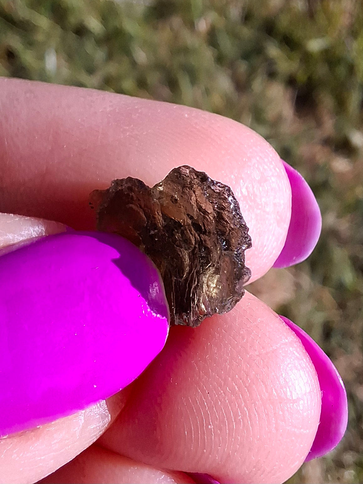 Moldavite Piece, 0.62g, Tektite (Ref: 1455)