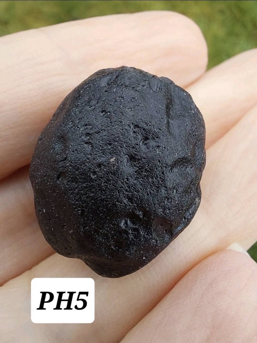 Philippinite (Rizalite), 11.31g, Tektite