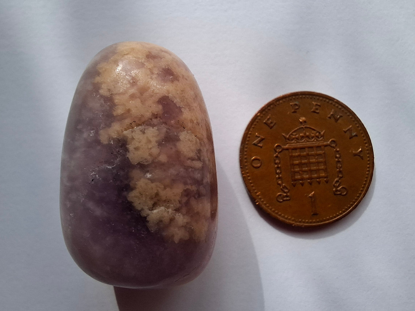 Lepidolite, Tumble Stone, Crystal (Ref: T114)