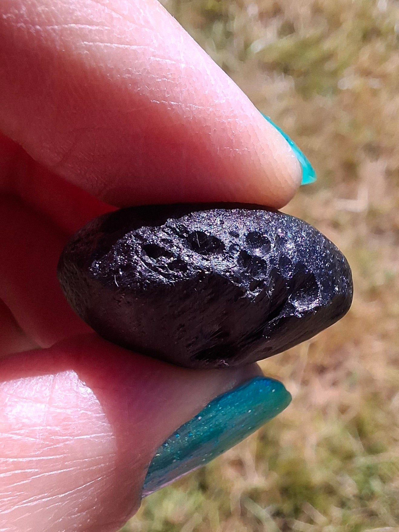 Philippinite (Rizalite), 9.24g, Tektite