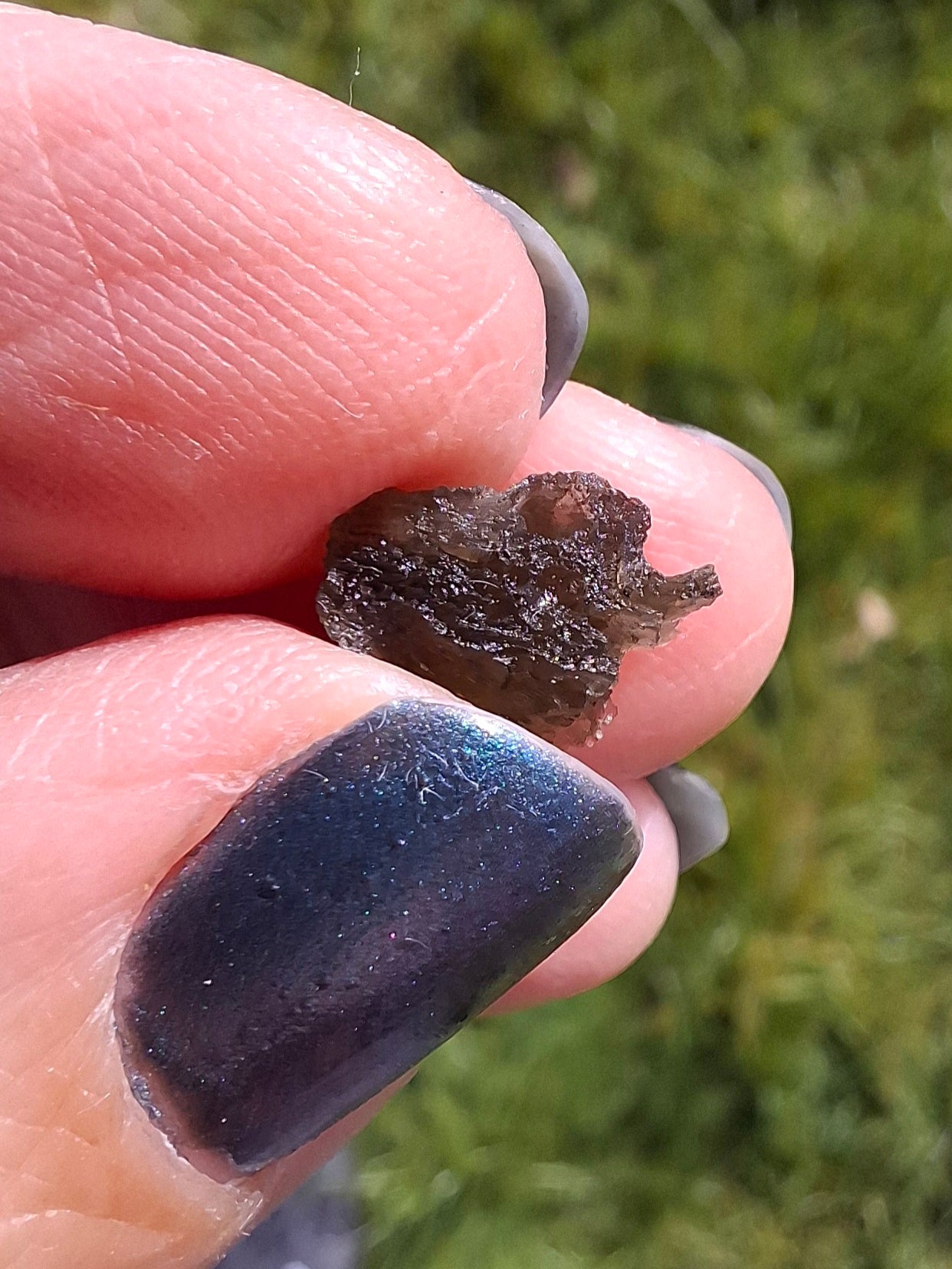 Moldavite Piece, 0.50g, Tektite (Ref: 1395)