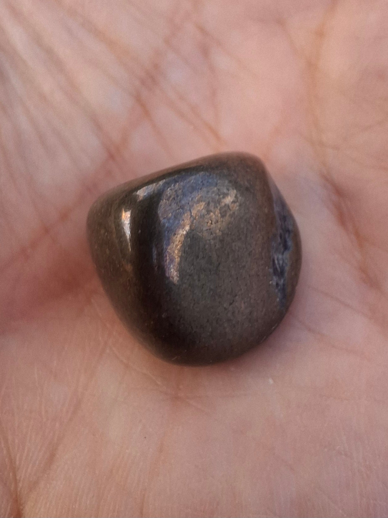 Apache Gold Tumble Stone, Crystal (Ref: T230)