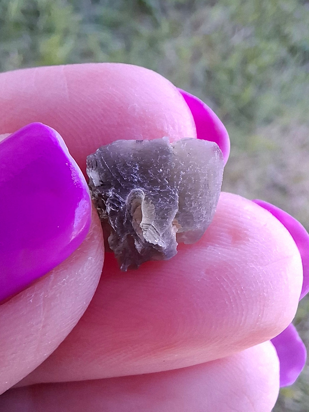 Moldavite Piece, 0.85g, Tektite (Ref: 1462)