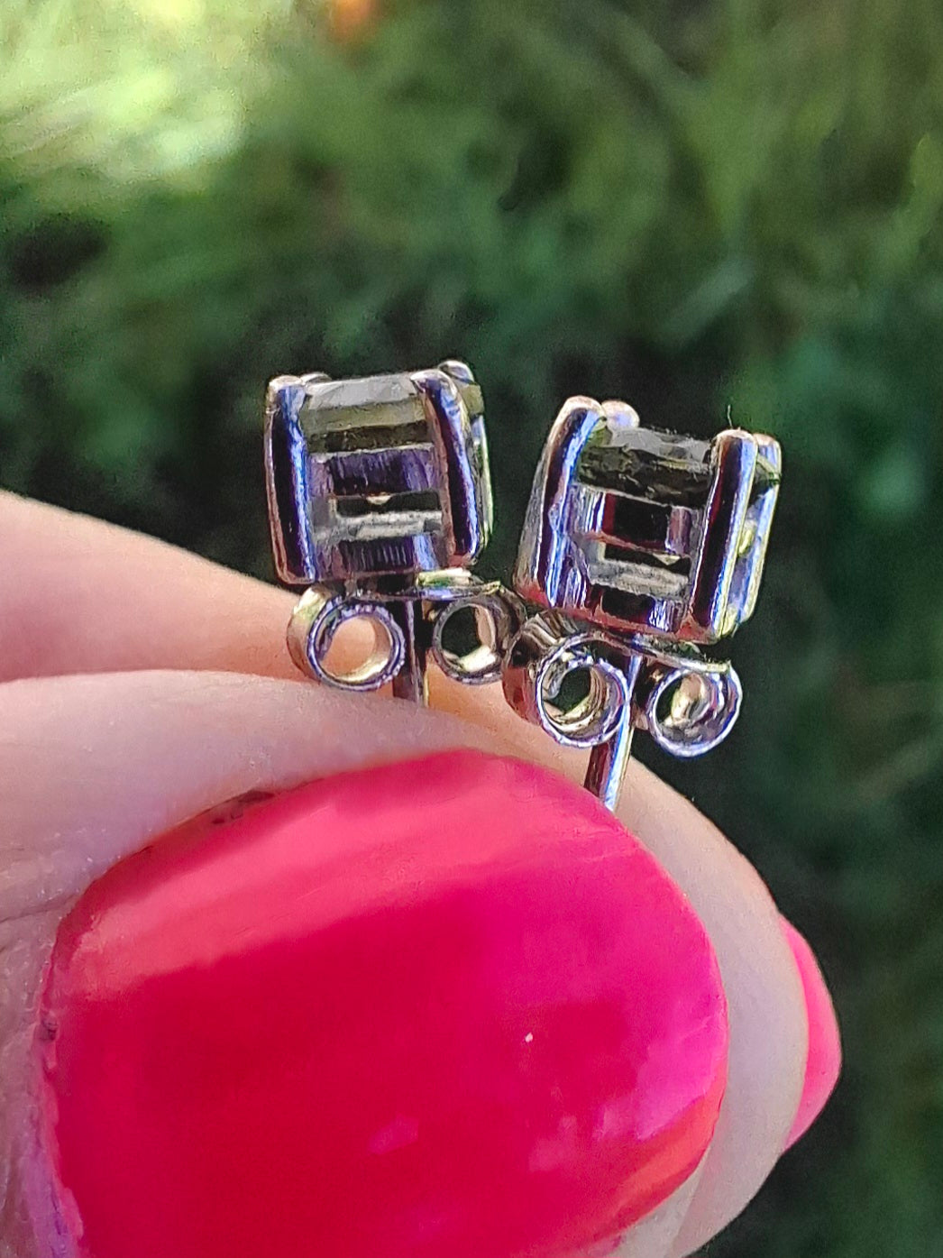 Moldavite (faceted), 5mm STUD EARRINGS, 925 Silver, Tektite (Ref: Pair52)