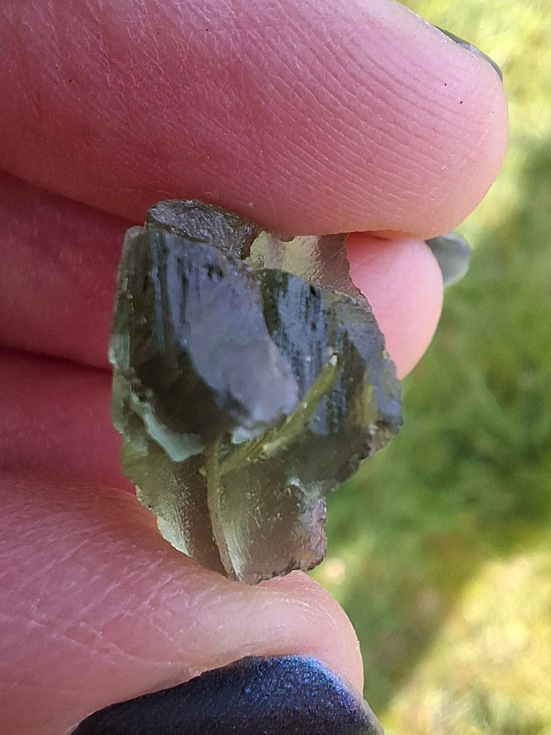 Moldavite Piece, 1.94g, Tektite (Ref: 1390)