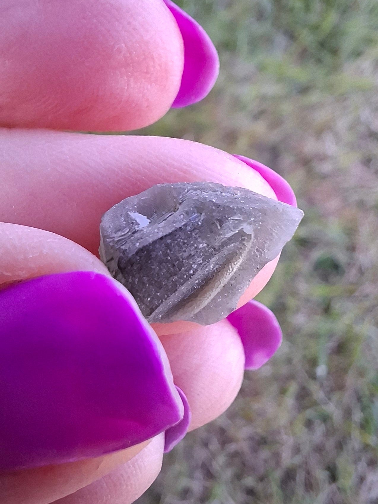 Moldavite Piece, 0.91g, Tektite (Ref: 1460)