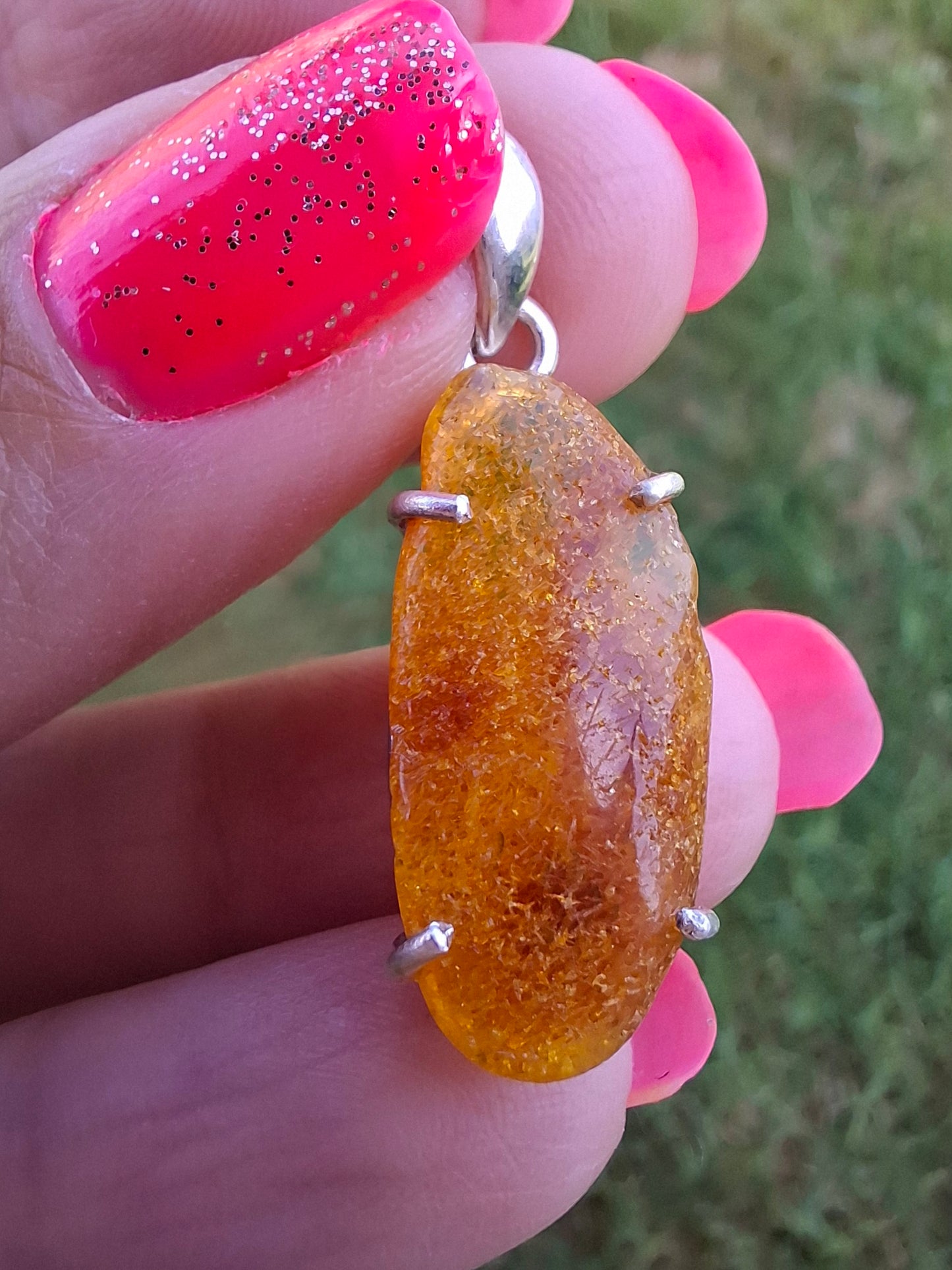 Baltic Amber Pendant, 925 Silver, Fossil (Ref: AP12)