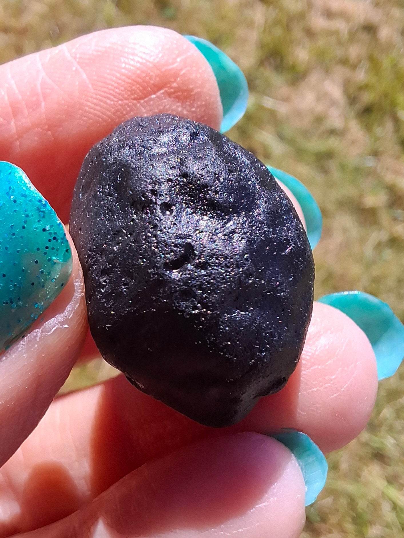 Philippinite (Rizalite), 11.31g, Tektite