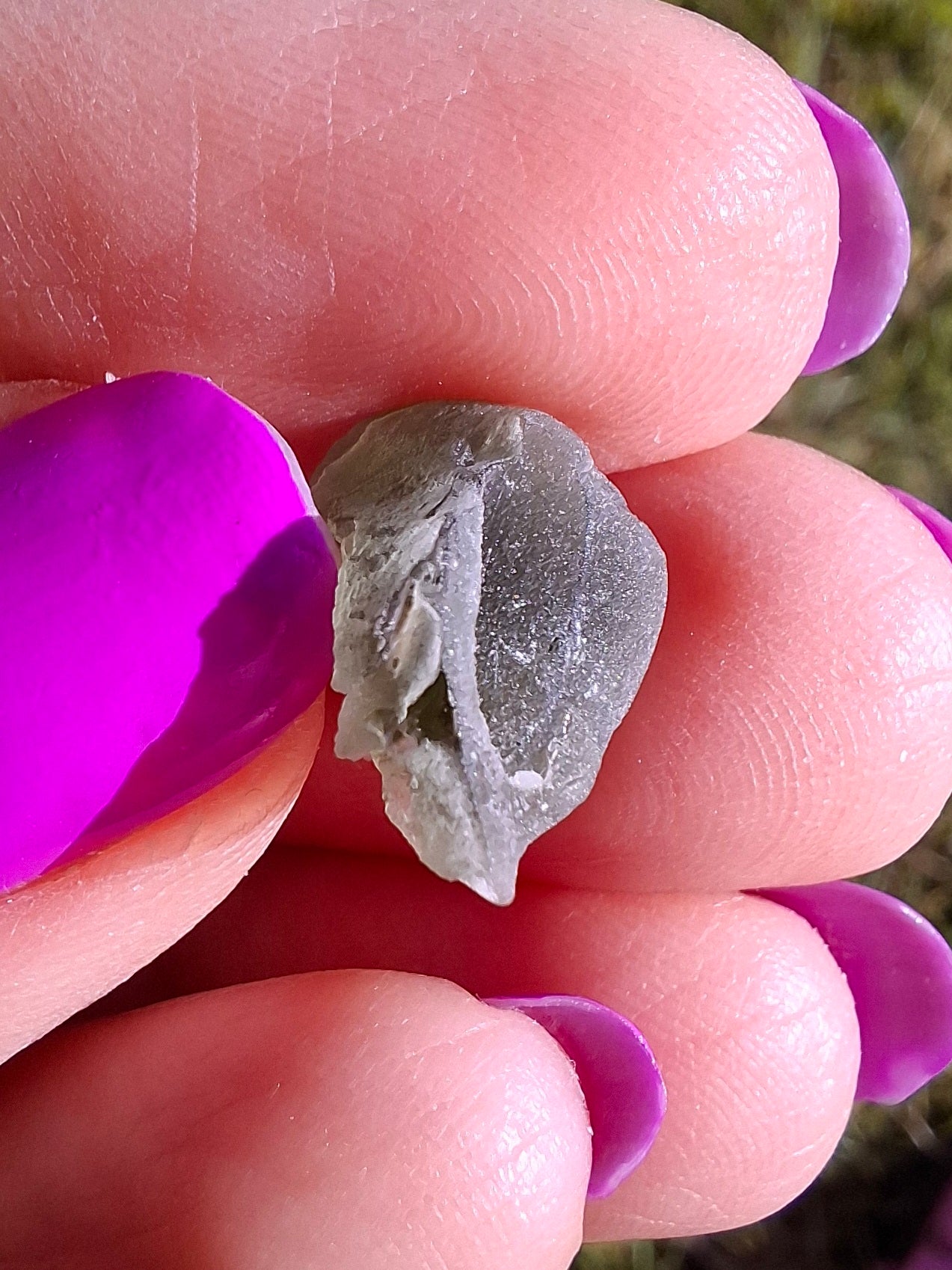 Moldavite Piece, 0.91g, Tektite (Ref: 1460)