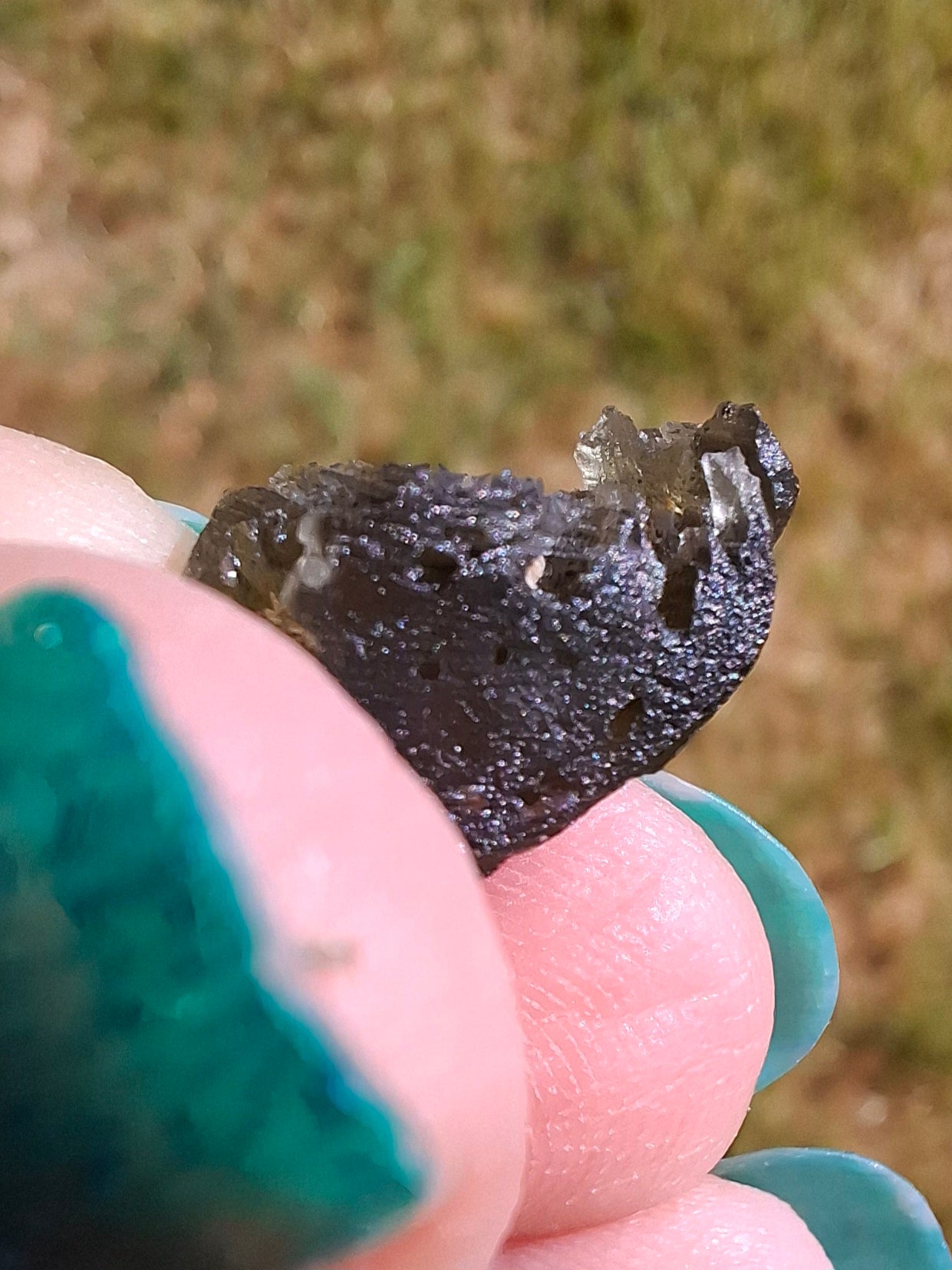 Moldavite Piece, 1.67g, Tektite (Ref: 1423)