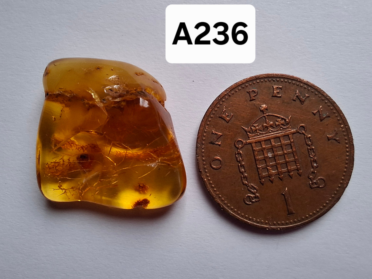 Baltic Amber, 1.51g, Fossil (Ref: A236)