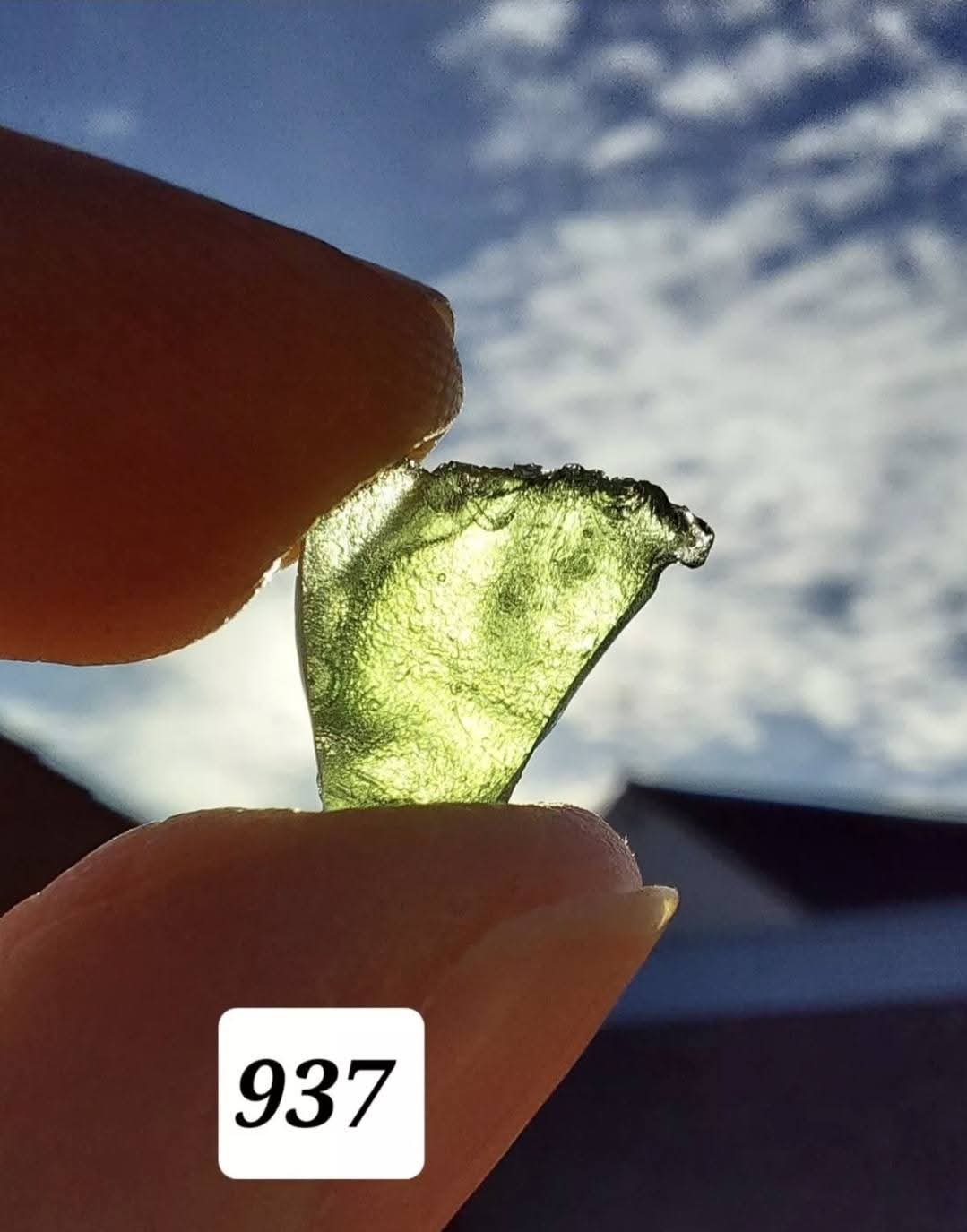 Moldavite Piece, 0.94g, Tektite (Ref: 937)