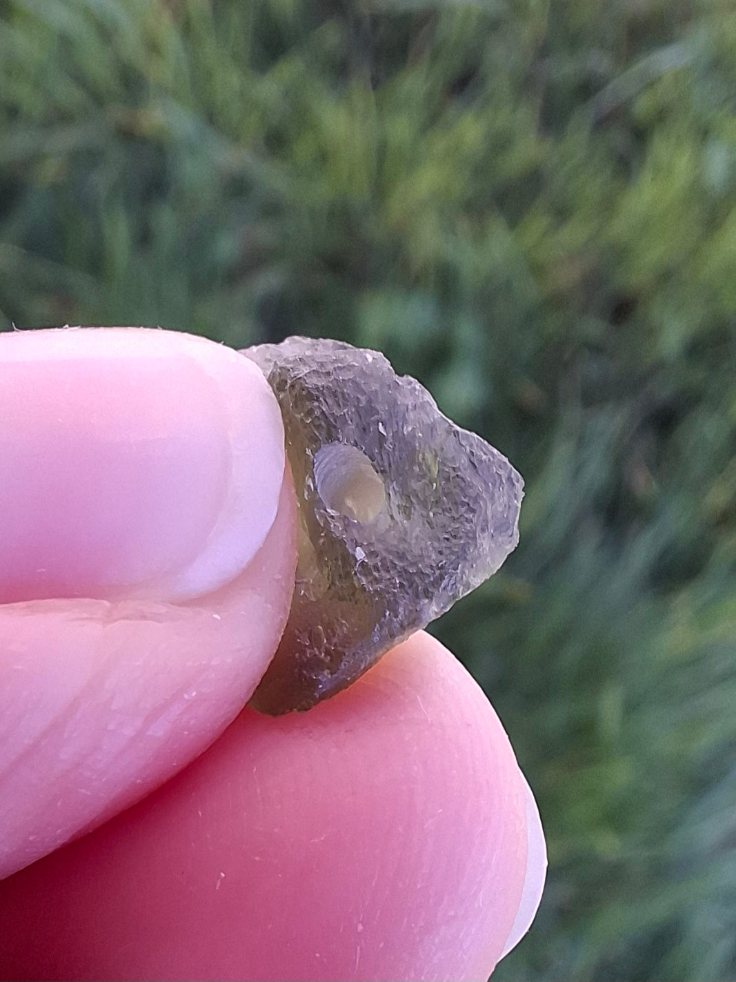DRILLED, Moldavite Piece, 0.67g, Tektite (Ref: D21)