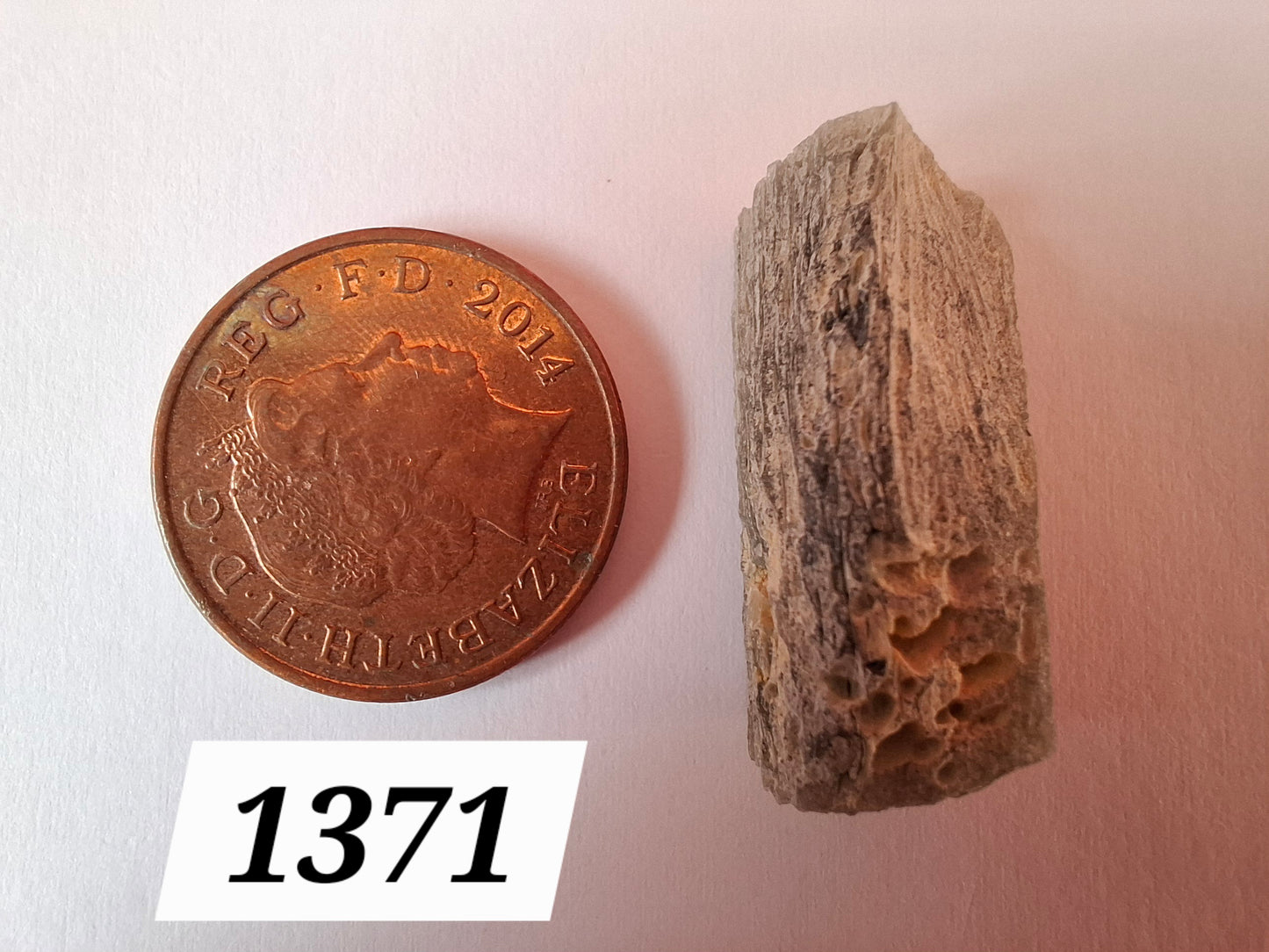 Moldavite Piece, SNOWFLAKE, FROSTED, BARTOCHOV, 4.36g, Tektite (Ref: 1371)