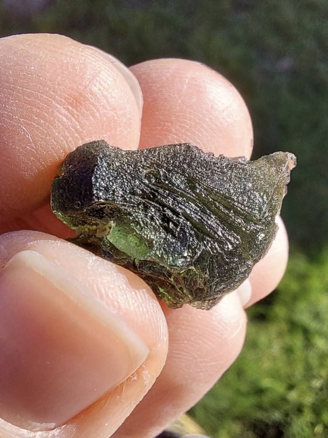 Moldavite Piece, NESMEN, 5.36g, Tektite (Ref: 1055)