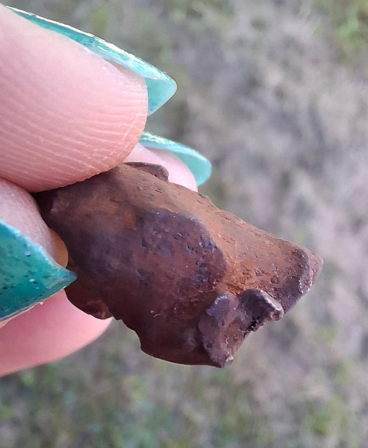 Gebel Kamil Iron Meteorite, 8.29g (Ref: K34)