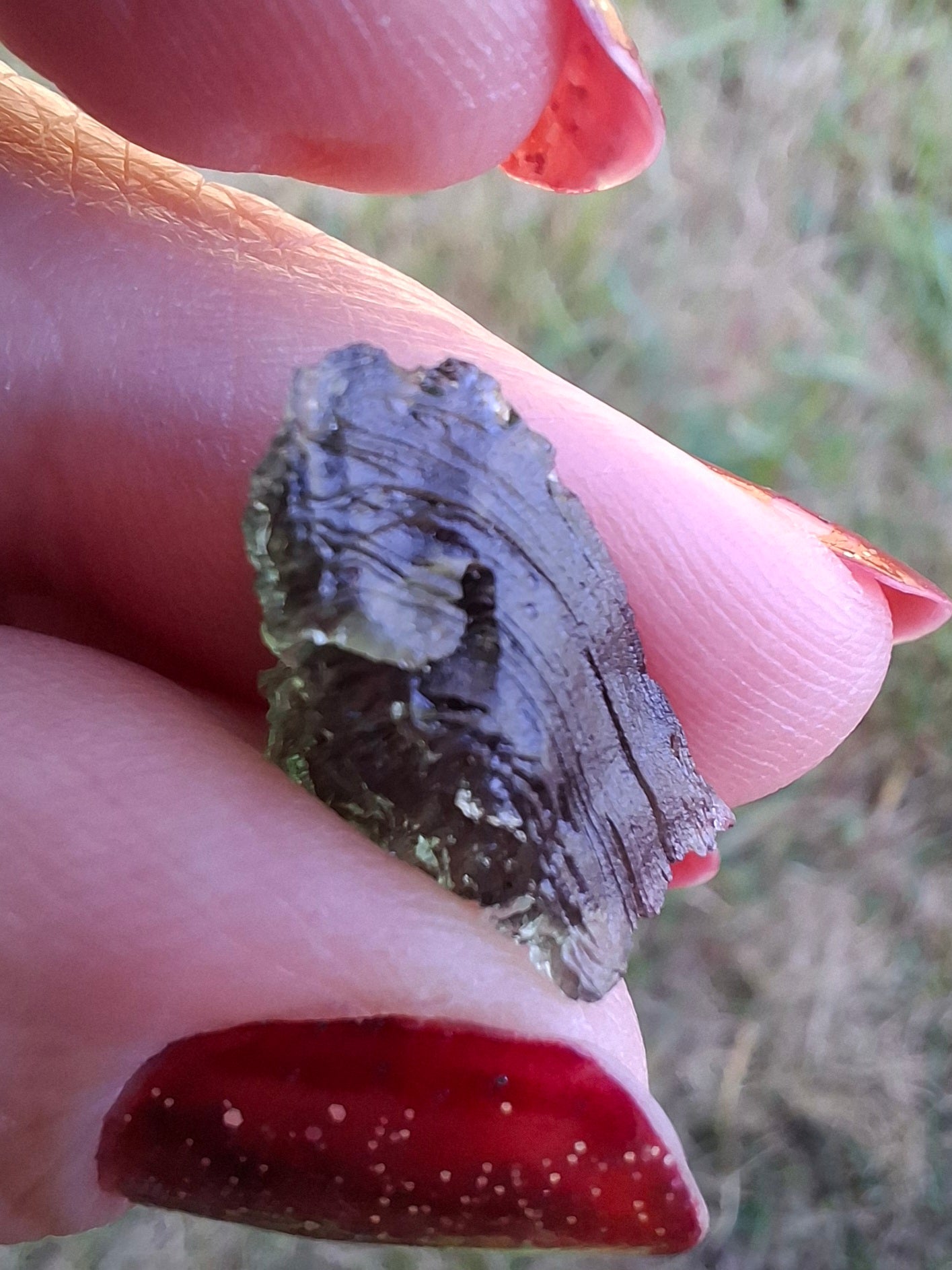 Moldavite Piece, 1.55g, Tektite (Ref: 1469)