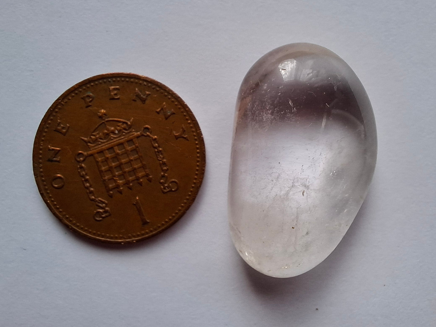 Clear Quartz, Tumble Stone, Crystal (Ref: T25)