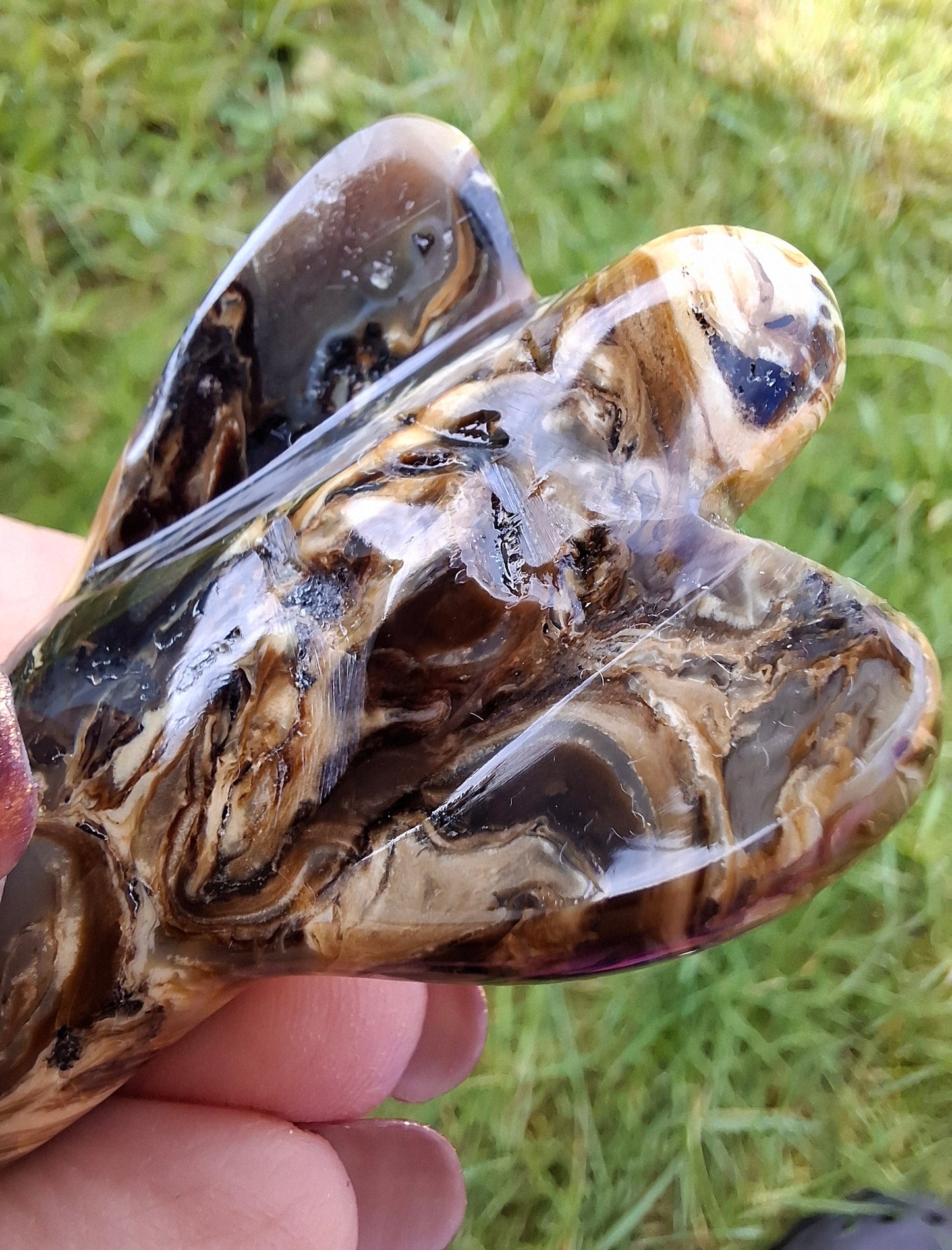Red Amber Angel, 15.65g, Carving, Fossil (Ref: AA4)