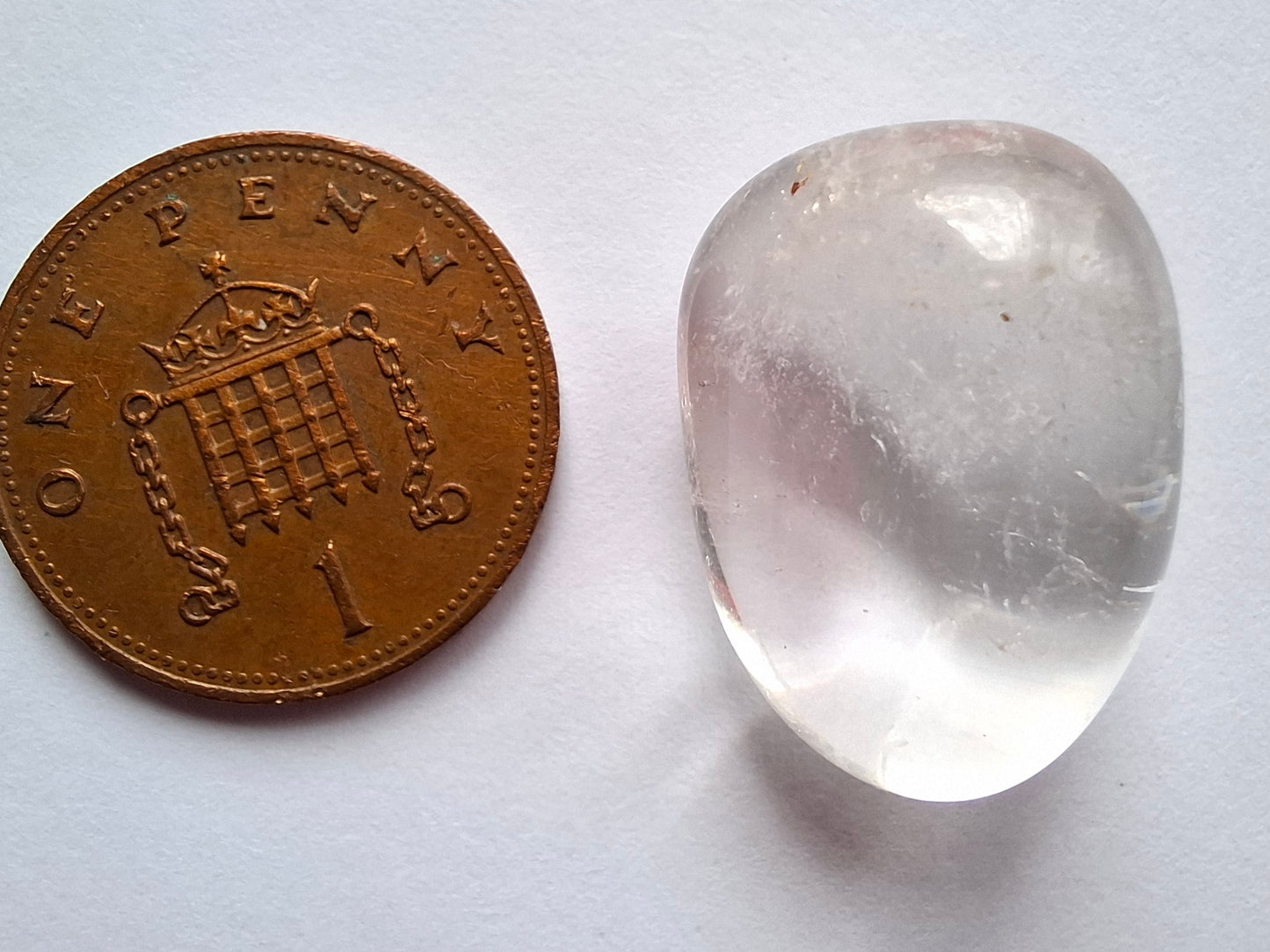Clear Quartz, Tumble Stone, Crystal (Ref: T30)