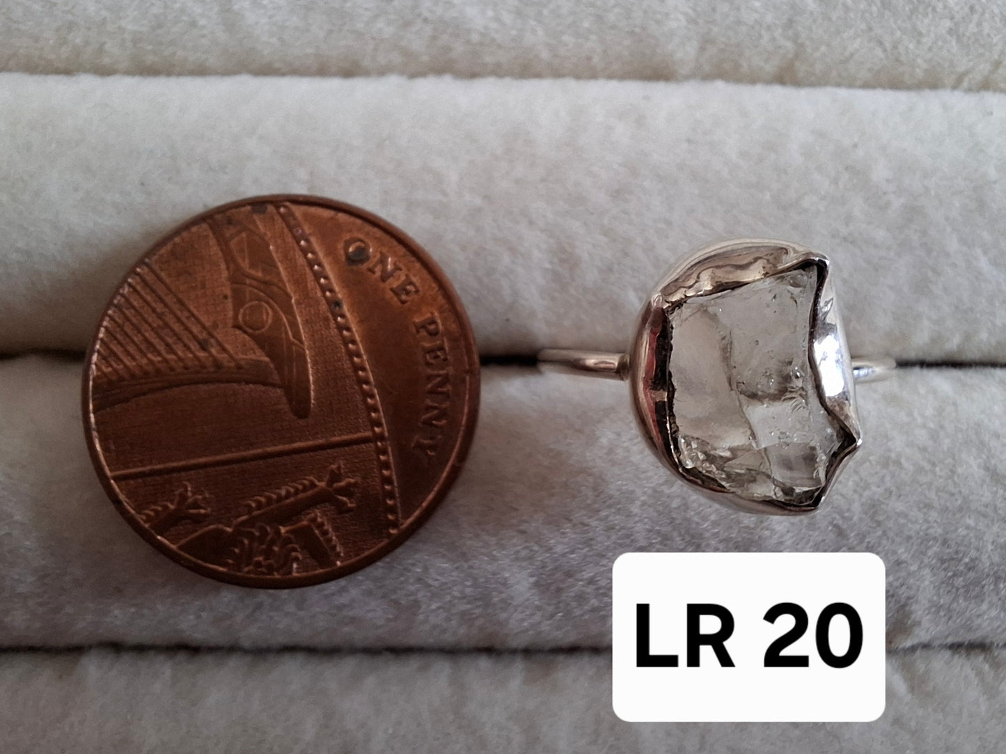 Libyan Desert Glass Ring, size large M, 925 Silver, Tektite (Ref: LR20)