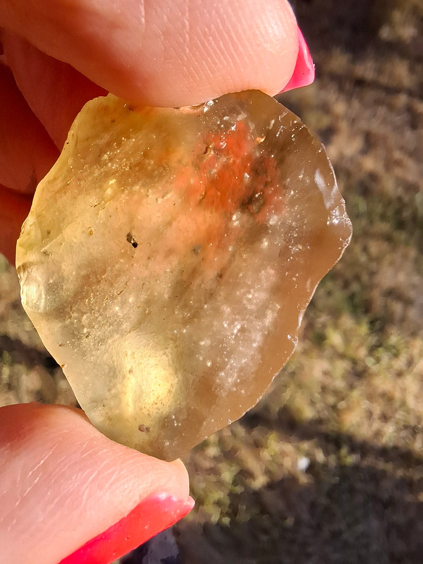 Libyan Desert Glass (darker) Piece, 12.00g, Tektite (Ref: L1377)
