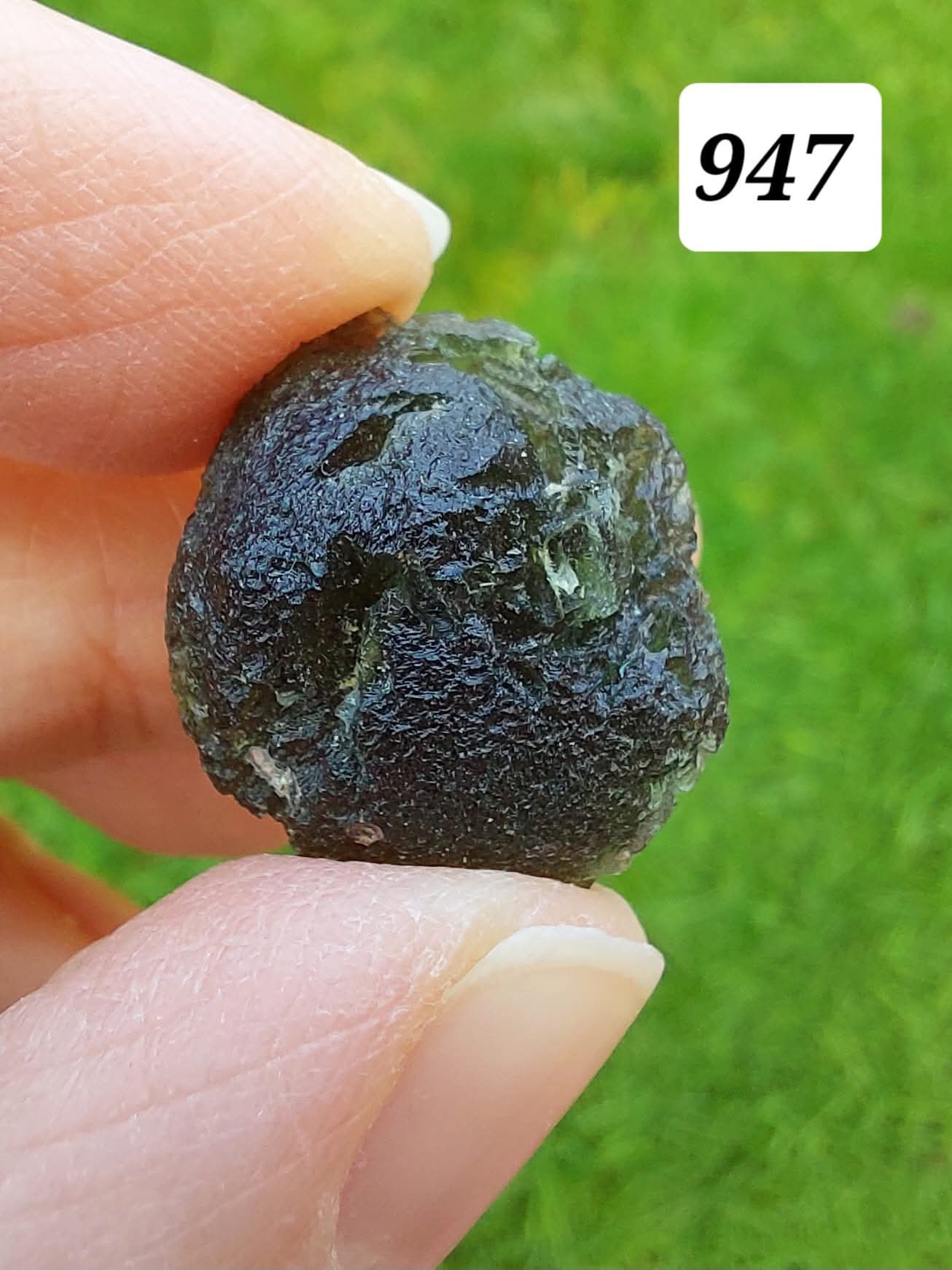Moldavite Piece, NESMEN,  5.48g, Tektite (Ref: 947)