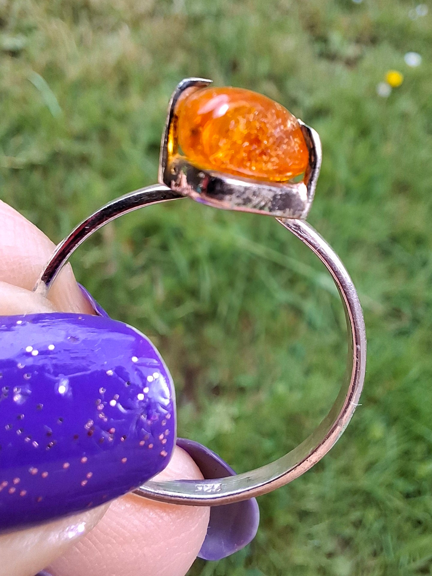 Baltic Amber Ring, size large T/small U, 925 Silver, Fossil (Ref: AR19)