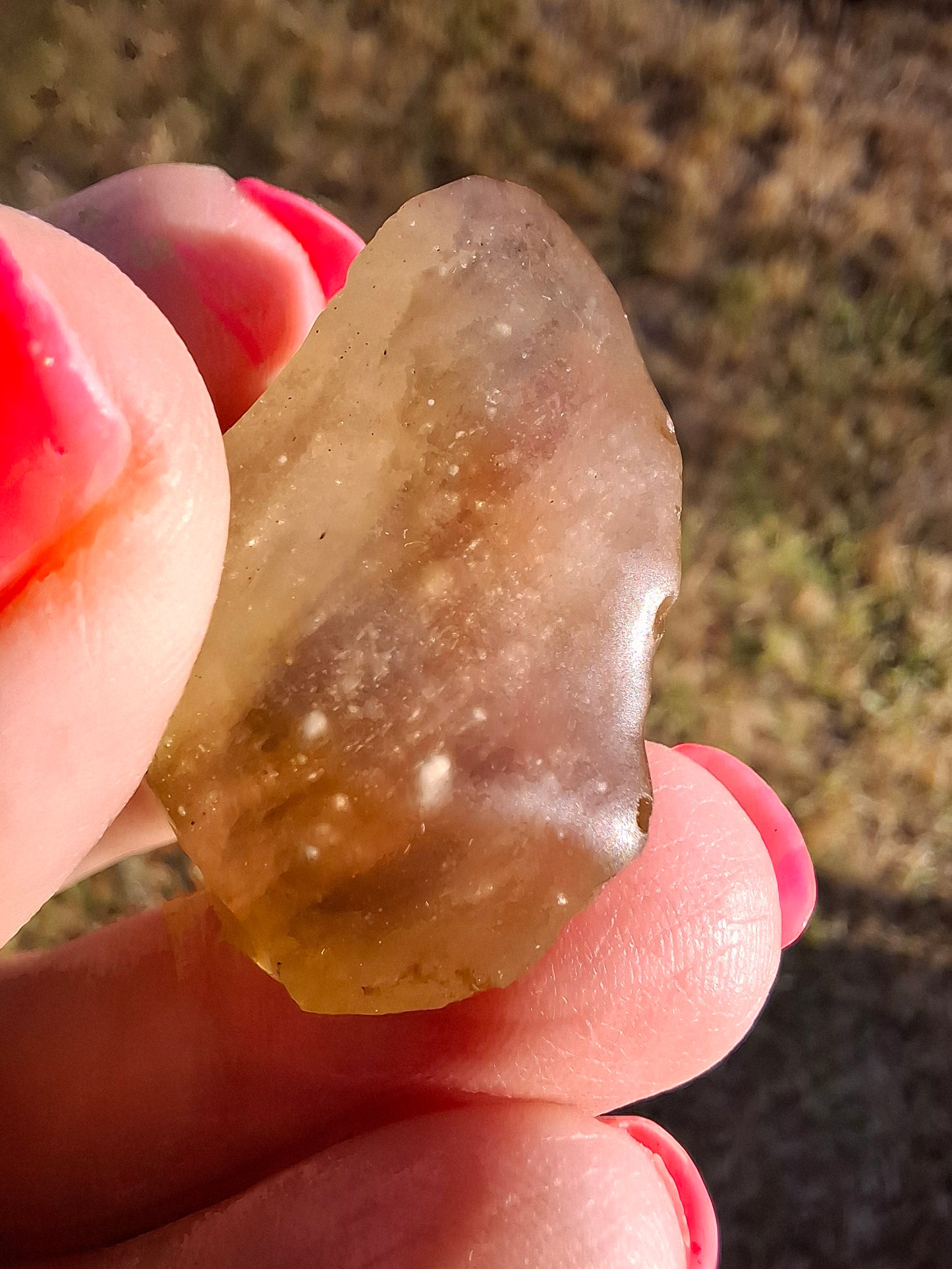 Libyan Desert Glass (darker) Piece, 12.00g, Tektite (Ref: L1377)