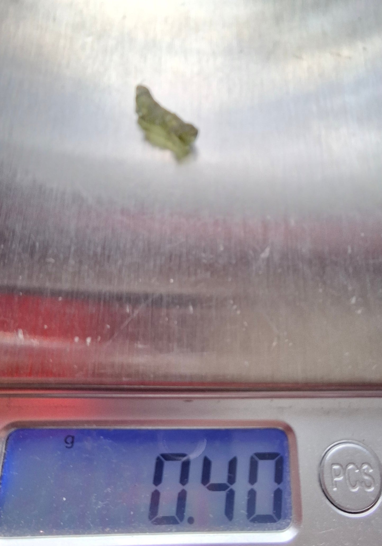 Moldavite Piece, 0.40g, Tektite (Ref: 1487)